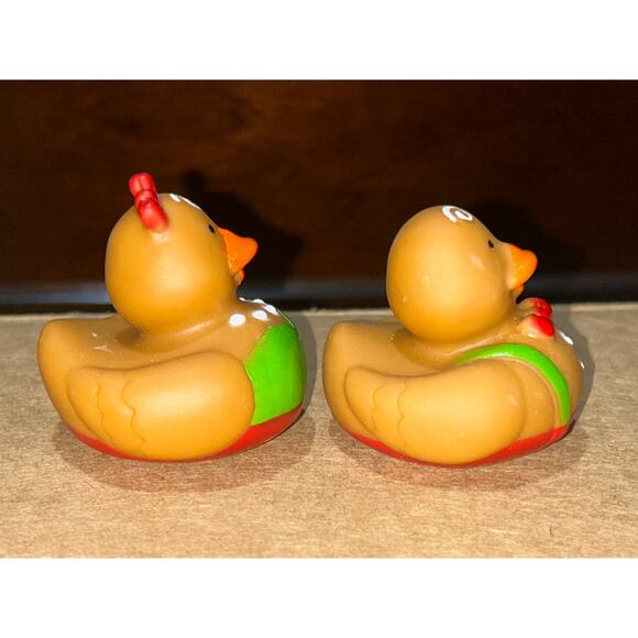Set of 2 Christmas Gingerbread Boy Girl 2" Rubber Ducks Duckies Jeep Duck Ducked - Picture 4 of 5